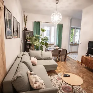  Apartment Concierge Miedziana